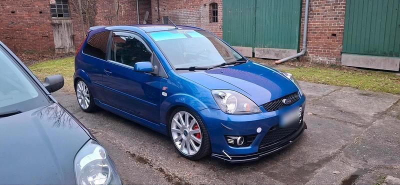 Blau Gebraucht 2006 Ford Fiesta ST Kleinwagen | 5.900 € - Bild 1/4