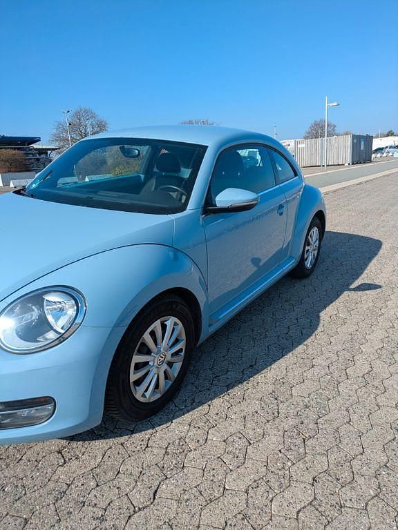 Gebraucht VW Beetle Design 140 PS (102 kW) 2012 Blau Kleinwagen