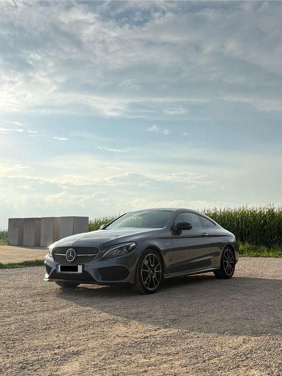 Grau Gebraucht 2016 Mercedes C43 AMG AMG Coupé | 32.000 € (Guter Preis) - Bild 1/4