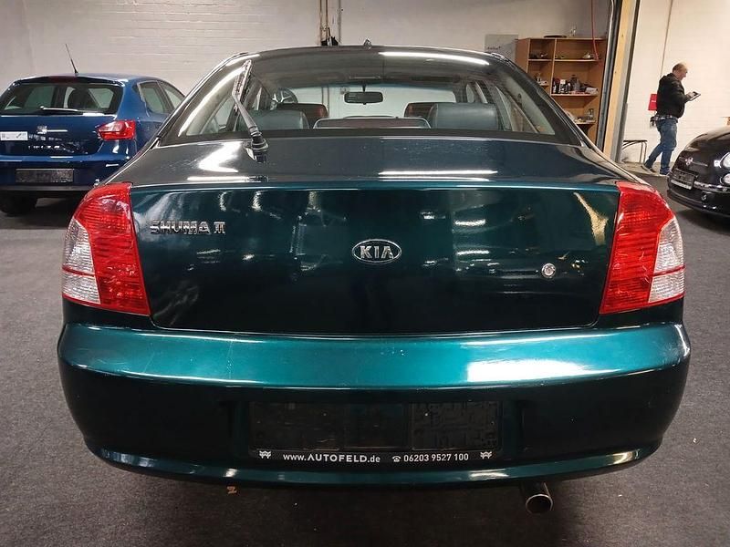Gebraucht Kia Shuma 114 PS (83 kW) 2005 Blau Kleinwagen