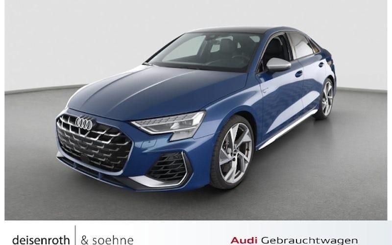 Blau Gebraucht 2024 Audi S3 Comfort Limousine | 49.360 € (Guter Preis) - Bild 1/4