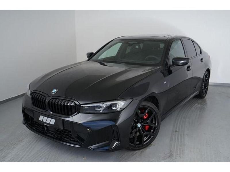 Gebraucht BMW 330 286 PS (210 kW) 2024 Black sapphire metallic (schwarz (metallic) Limousine
