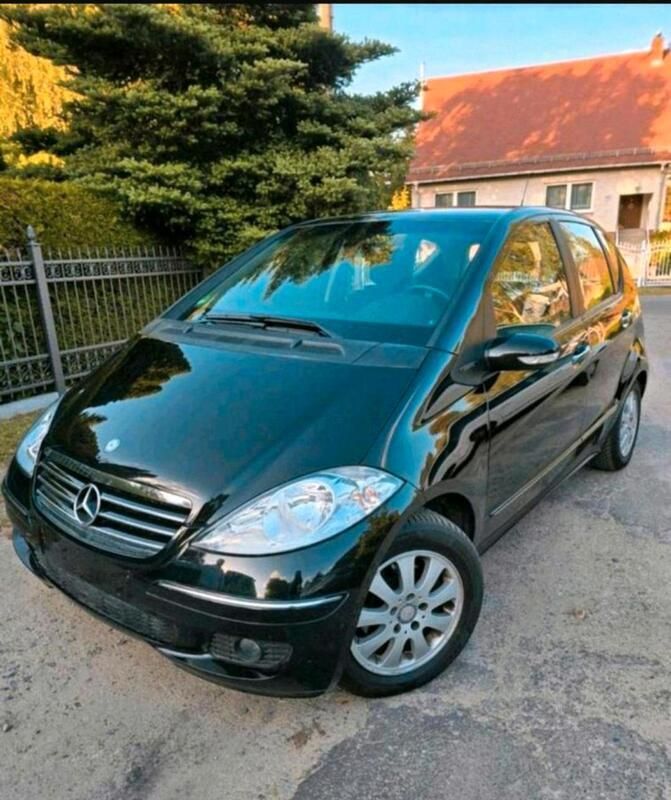 Schwarz Gebraucht 2009 Mercedes A150 Elegance Limousine | 3.999 € (Guter Preis) - Bild 1/4