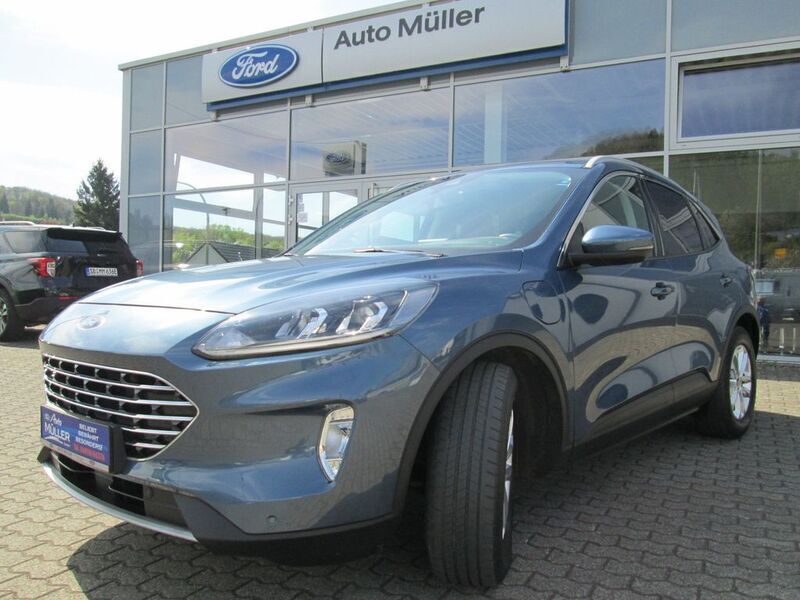 Blau Gebraucht 2021 Ford Kuga Titanium SUV | 23.300 € (Guter Preis) - Bild 1/4