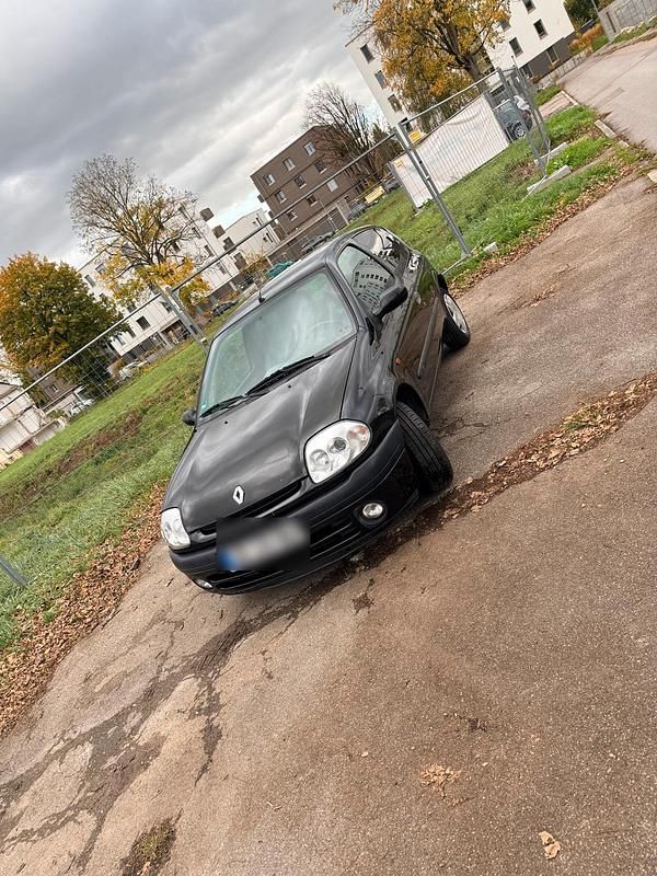 Gebraucht Renault Clio II 58 PS (42 kW) 2000 Schwarz Kleinwagen