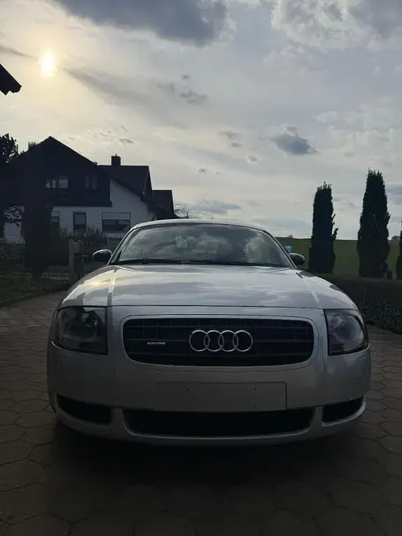 Gebraucht Audi TT Sport 224 PS (164 kW) 2000 Silber Coupé