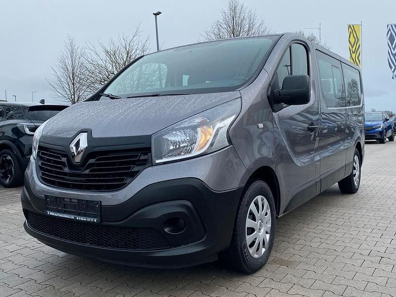 Gebraucht Renault Trafic Expression 125 PS (91 kW) 2018 Grau Van / Kleinbus
