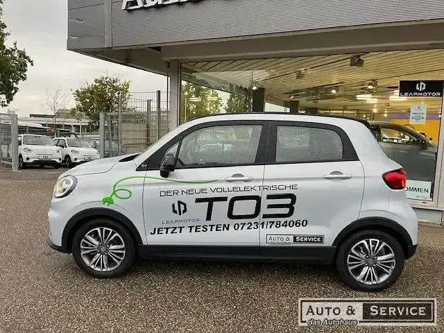 Gebraucht Leapmotor T03 69 kW (95 PS) 2025 Silber Kleinwagen