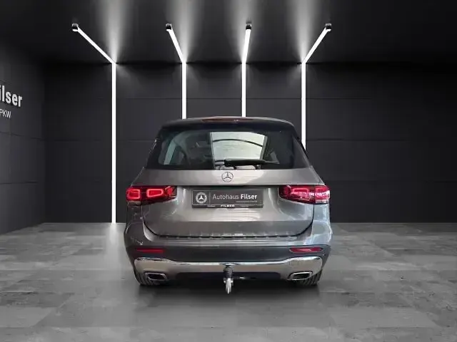 Gebraucht Mercedes GLB250 Progressive 224 PS (164 kW) 2023 Andere SUV