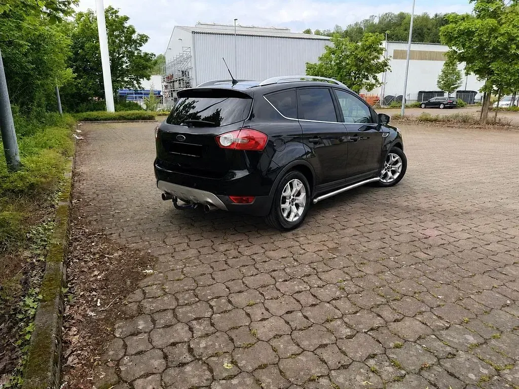 Gebraucht Ford Kuga Titanium 163 PS (119 kW) 2012 Schwarz SUV