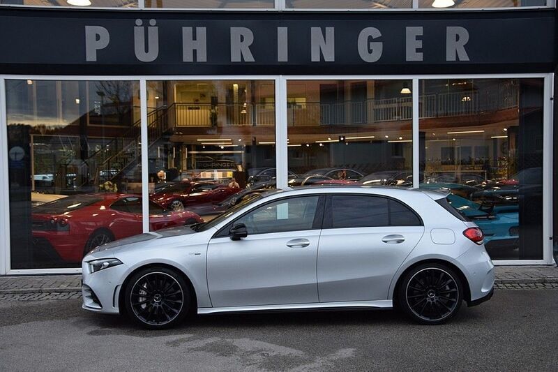 Silber Gebraucht 2021 Mercedes A35 AMG AMG Limousine | 33.900 € (Fairer Preis) - Bild 1/4