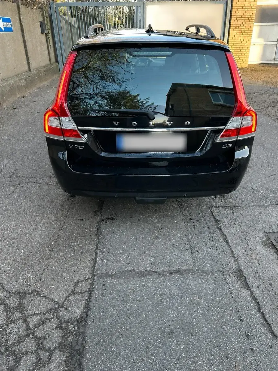 Gebraucht Volvo V70 120 PS (88 kW) 2016 Schwarz Kombi
