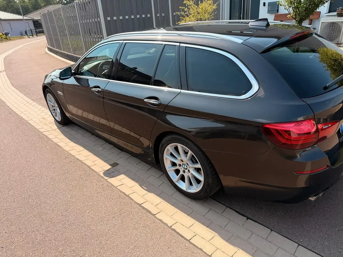 Gebraucht BMW 530 Luxury Line 258 PS (189 kW) 2014 Braun Kombi