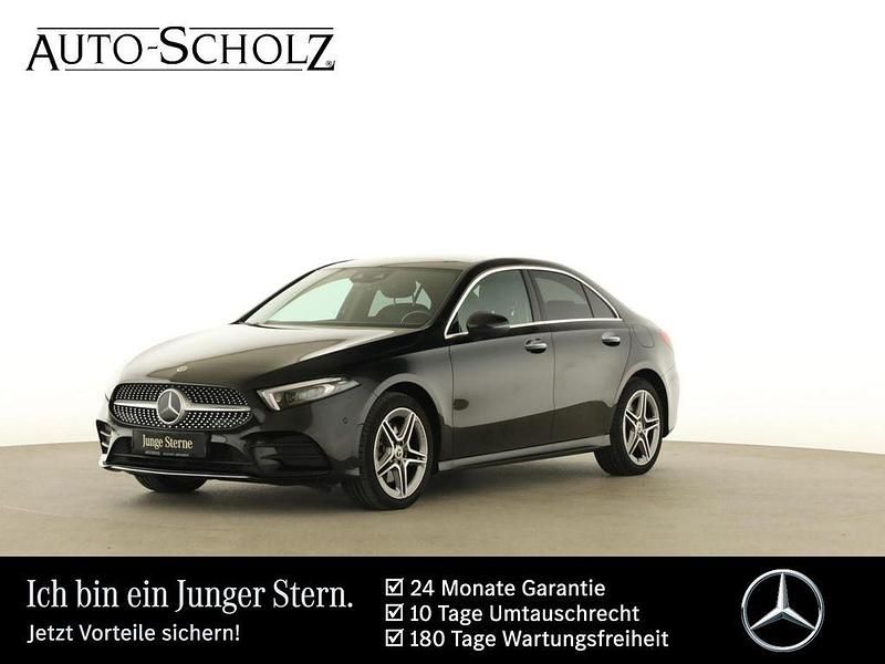 Schwarz Gebraucht 2022 Mercedes A250 AMG Limousine | 31.798 € (Etwas zu teuer) - Bild 1/4