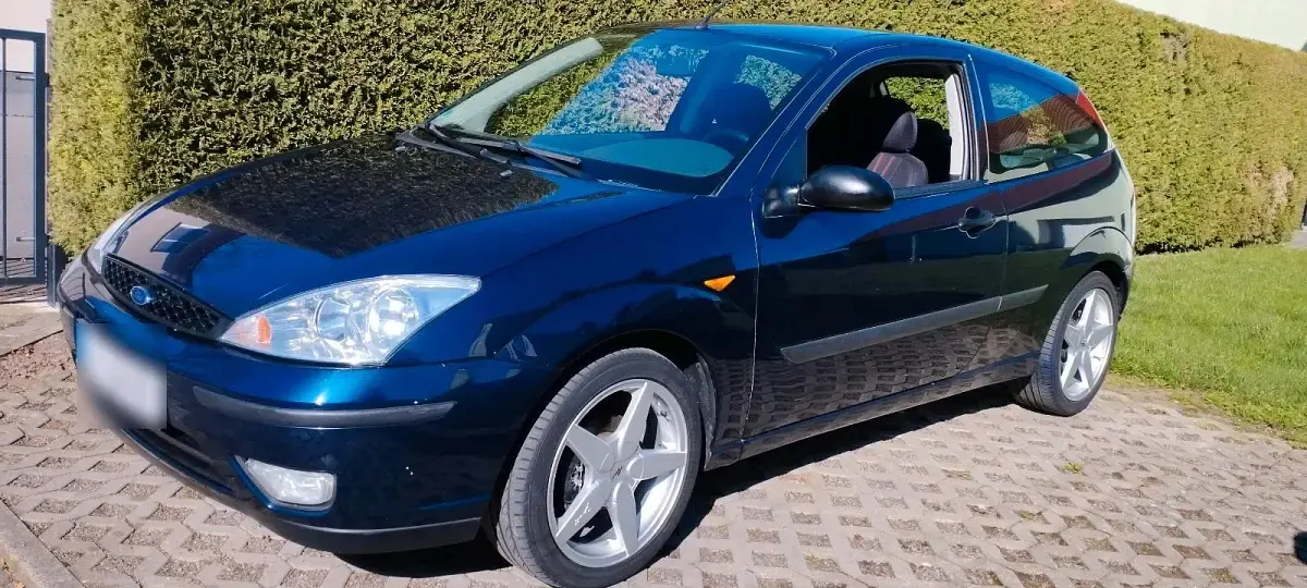 Usata Ford Focus 100 CV (73 kW) 2002 Blu Coupé