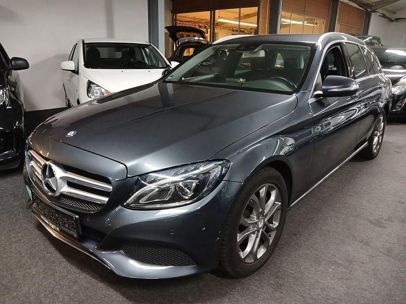 Grau Gebraucht 2014 Mercedes C220 Kombi | 13.350 € (Fairer Preis) - Bild 1/4