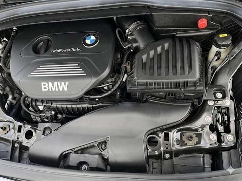 Gebraucht BMW 218 Sport Line 136 PS (100 kW) 2016 Schwarz Kombi