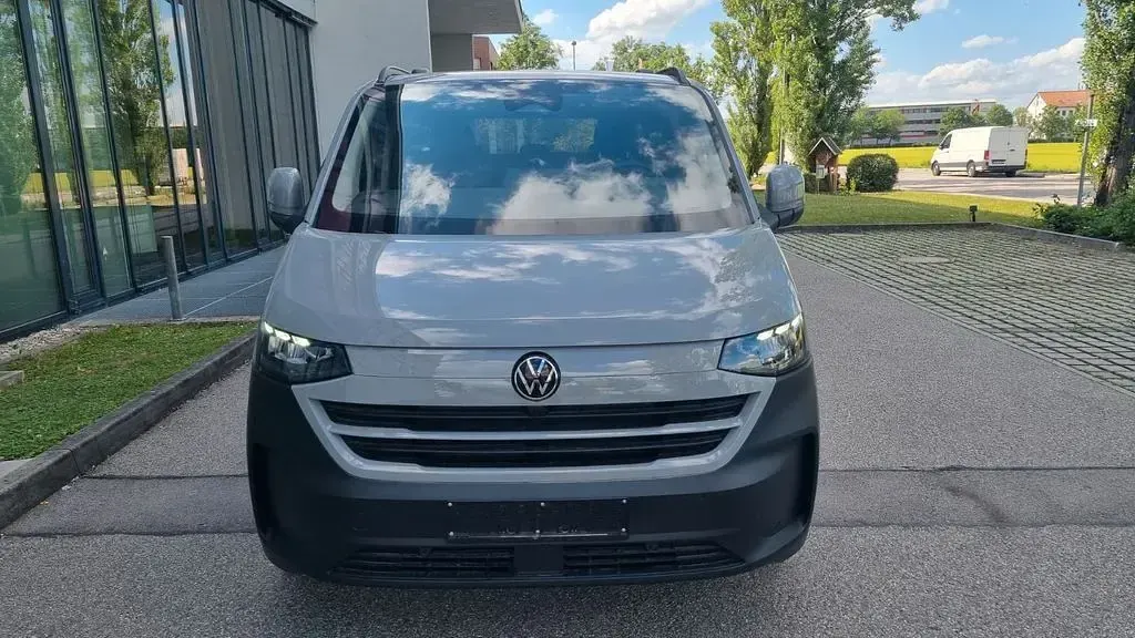 Gebraucht VW Caravelle PanAmericana 150 PS (110 kW) 2026 Grau Van
