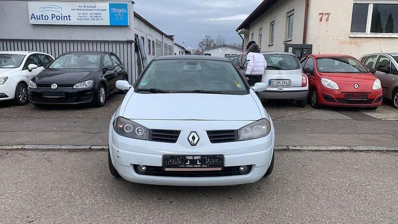 Gebraucht Renault Mégane Cabriolet Dynamique 163 PS (119 kW) 2005 Weiß Cabrio