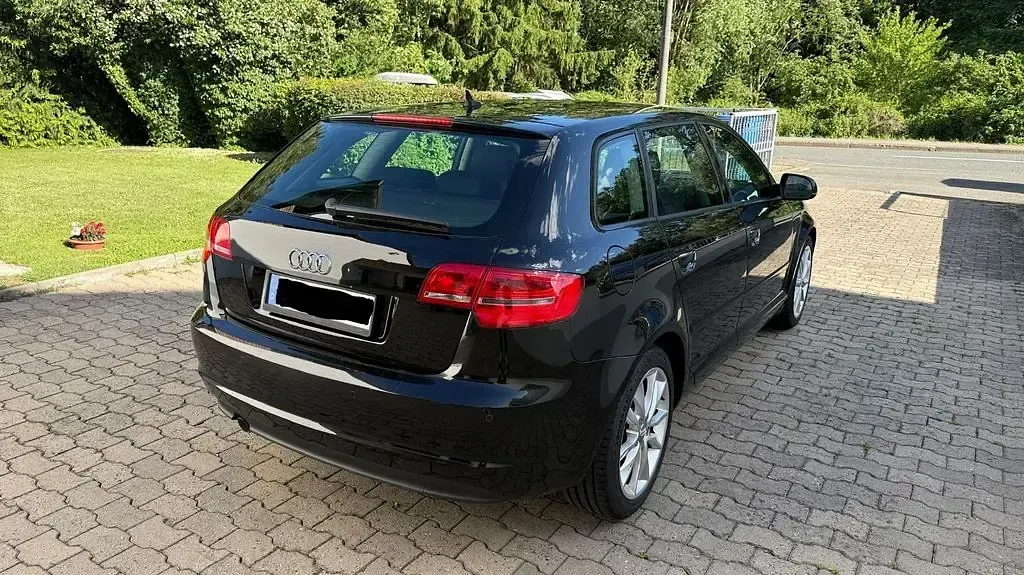 Gebraucht Audi A3 Ambition 140 PS (102 kW) 2011 Schwarz Kleinwagen