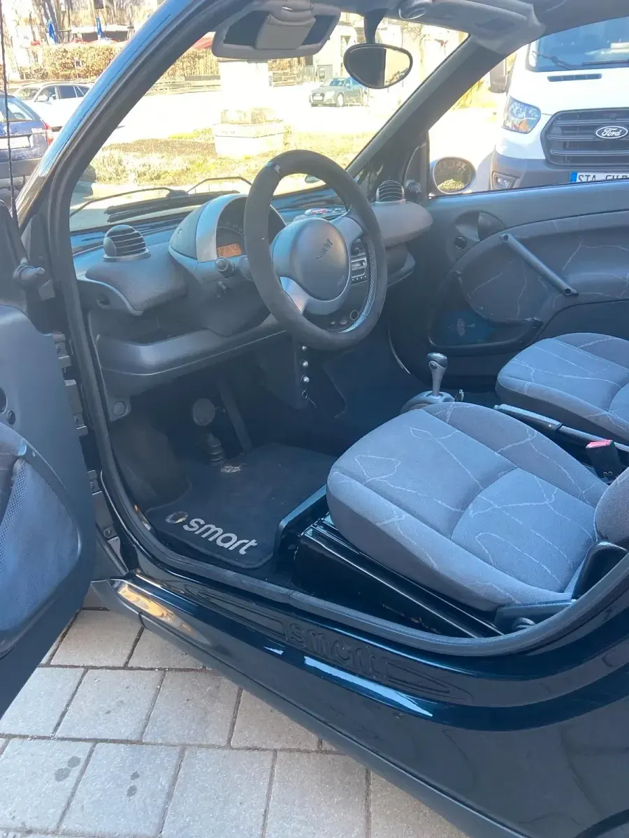 Gebraucht Smart ForTwo Cabrio 61 PS (44 kW) 2004 Schwarz Cabrio