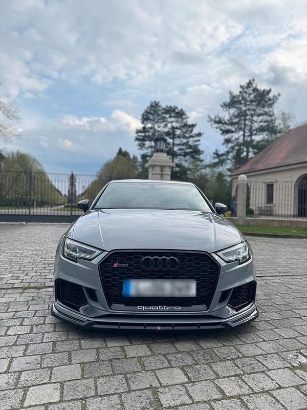 Second-hand Audi RS3 510 CP (375 kW) 2018 Gri Berlinǎ