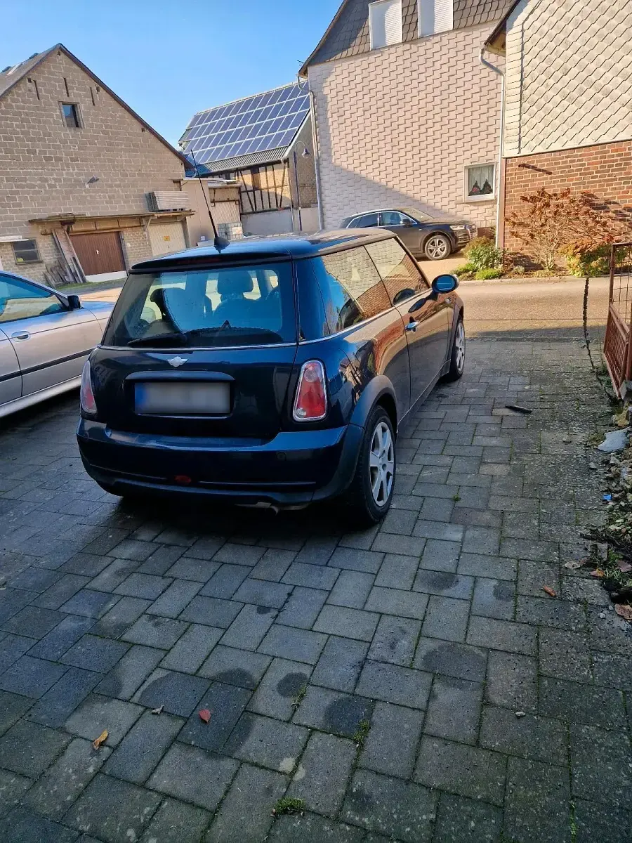 Używany Mini Cooper 90 KM (66 kW) 2006 Czarny Hatchback