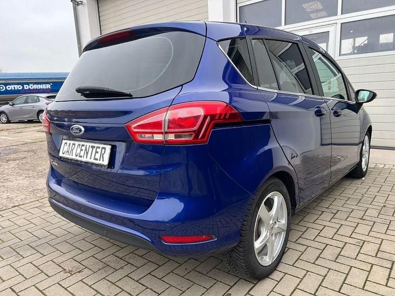 Usado Ford B-MAX Titanium 101 HP (74 kW) 2012 Azul Monovolume