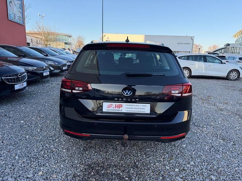 Gebraucht VW Passat 150 PS (110 kW) 2021 Schwarz Kombi