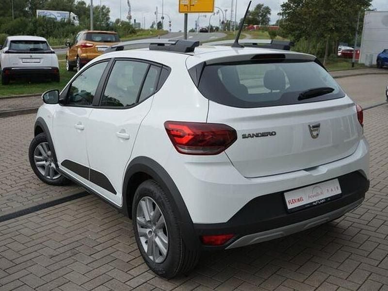 Gebraucht Dacia Sandero Stepway 91 PS (66 kW) 2023 Weiß SUV