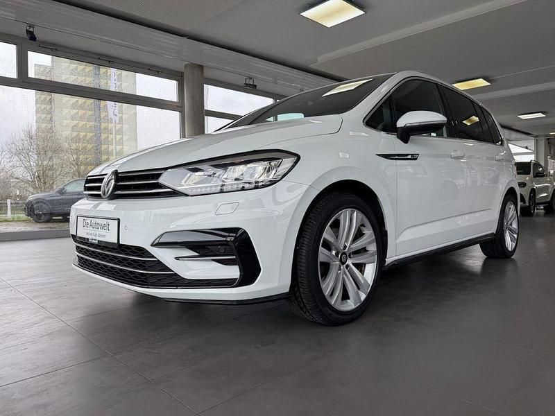 Gebraucht VW Touran Highline 150 PS (110 kW) 2016 Pure white (weiß) Van / Kleinbus