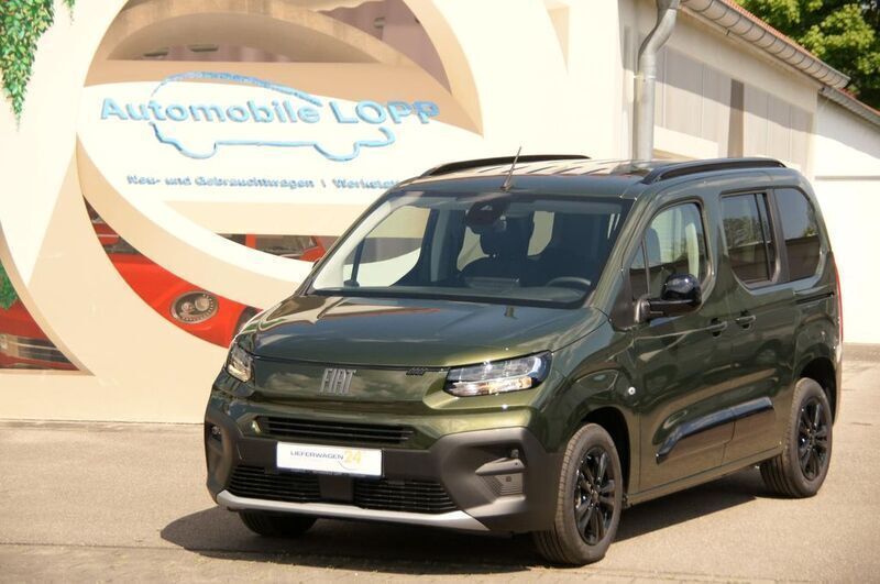 Grün Neu 2025 Fiat Doblò Comfort Van / Kleinbus | 29.870 € (Fairer Preis) - Bild 1/4