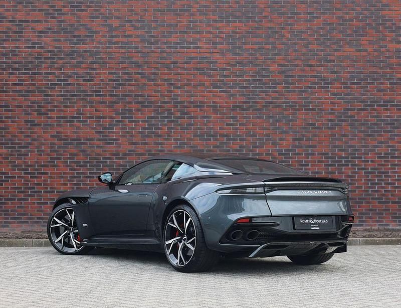 Gebraucht Aston Martin DBS 725 PS (533 kW) 2019 Grau