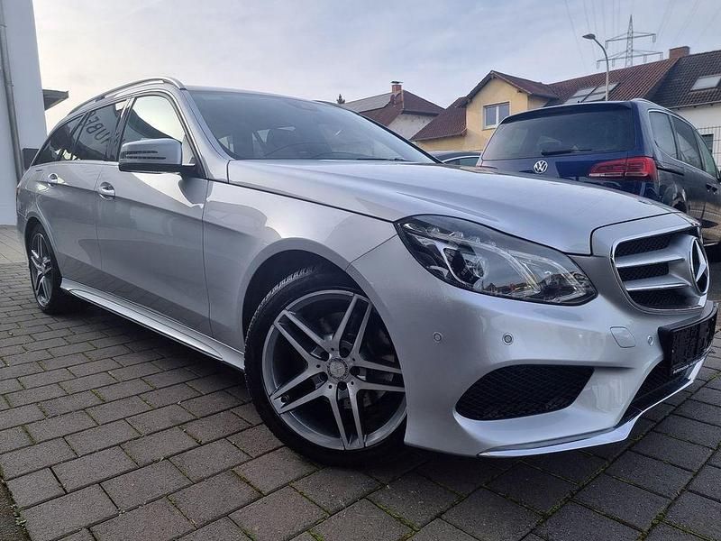 Gebraucht Mercedes E250 AMG 204 PS (150 kW) 2014 Silber Limousine