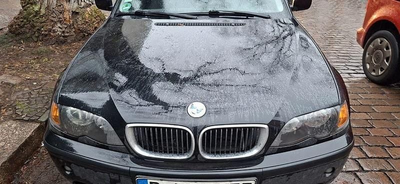 Gebraucht BMW 318 143 PS (105 kW) 2004 Schwarz Limousine