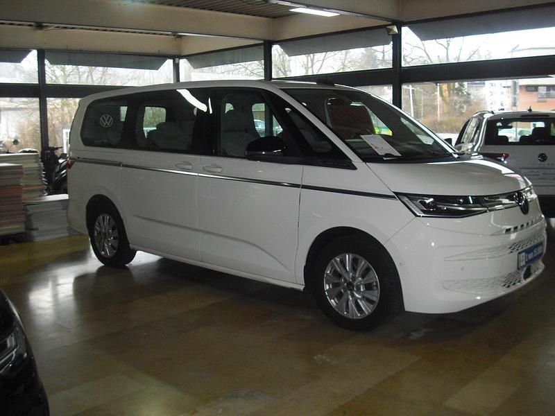 Gebraucht VW Multivan Style 204 PS (150 kW) 2023 Weiß Van