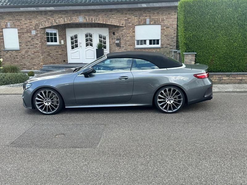 Grau Gebraucht 2020 Mercedes E53 AMG AMG Cabrio | 59.999 € (Guter Preis) - Bild 1/4