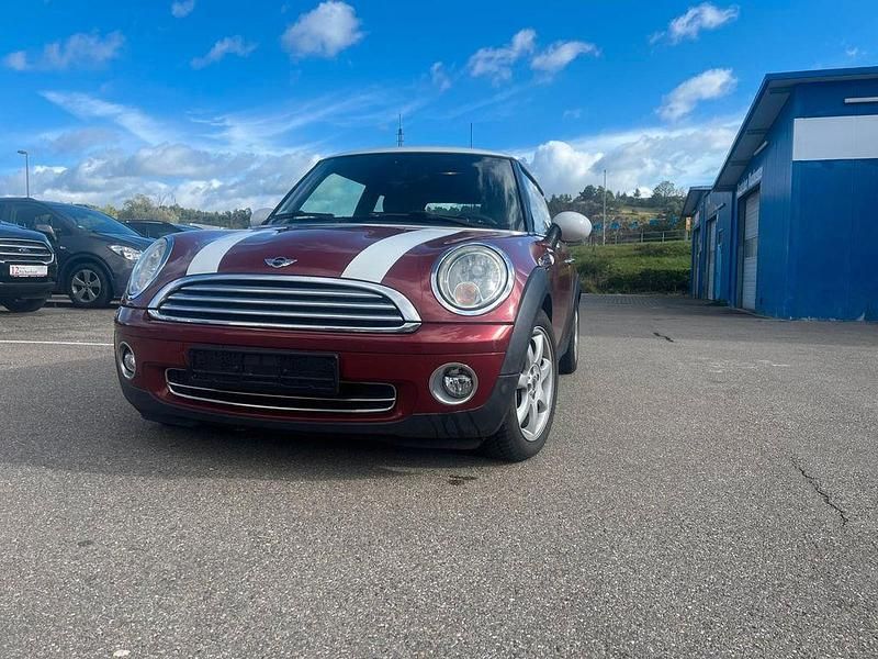 Rot Gebraucht 2008 Mini Cooper Kleinwagen | 2.999 € (Fairer Preis) - Bild 1/4