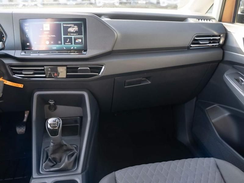 Gebraucht VW Caddy Life 116 PS (85 kW) 2024 Copper bronze metallic Van / Kleinbus