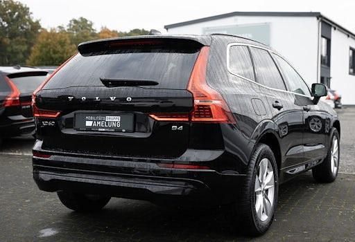 Gebraucht Volvo XC60 Core 197 PS (144 kW) 2023 Schwarz SUV