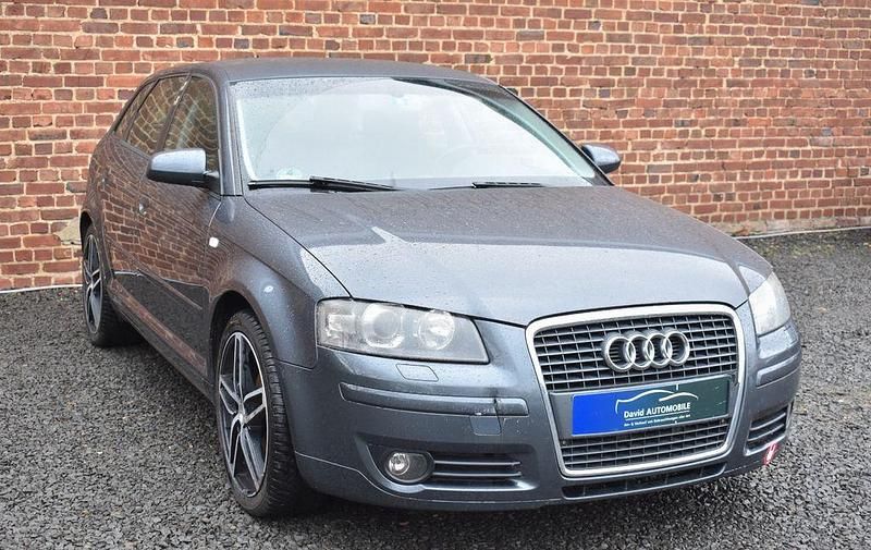 Gebraucht Audi A3 Sport 116 PS (85 kW) 2004 Grau Kleinwagen