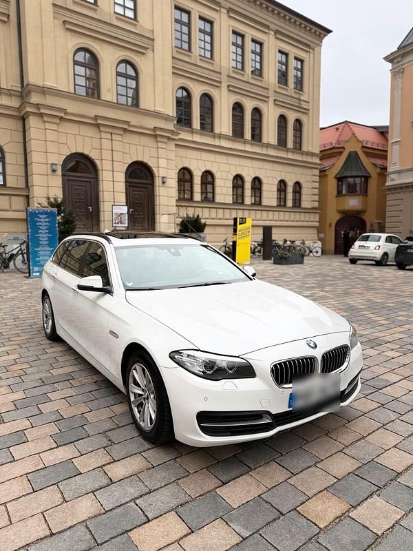 Gebraucht BMW 520 190 PS (139 kW) 2016 Weiß Kombi