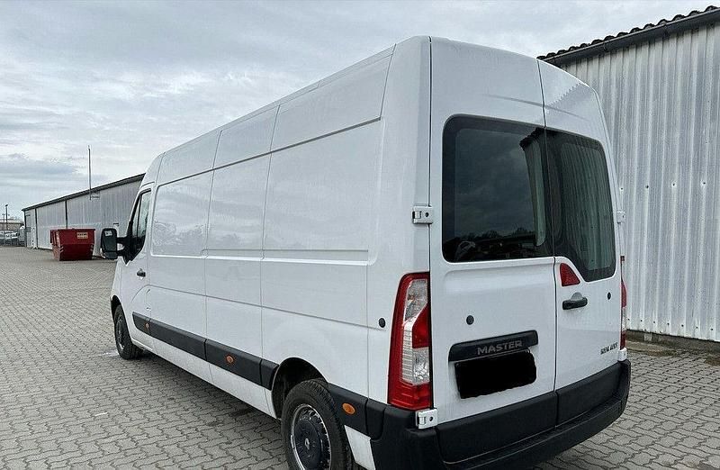 Gebraucht Renault Master 131 PS (96 kW) 2019 Weiß Van / Kleinbus