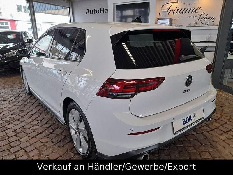 Gebraucht VW Golf VIII GTI 245 PS (180 kW) 2022 Weiß Limousine