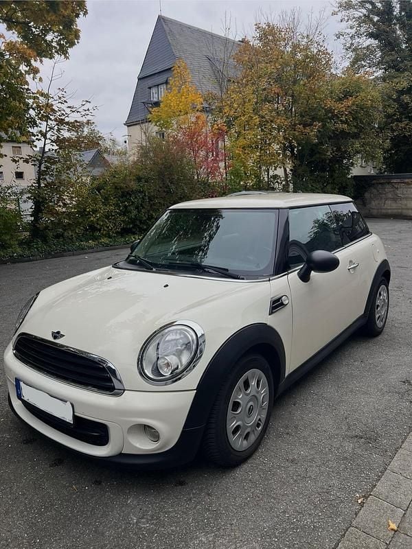 Gebraucht Mini One D 90 PS (66 kW) 2010 Weiß Kleinwagen