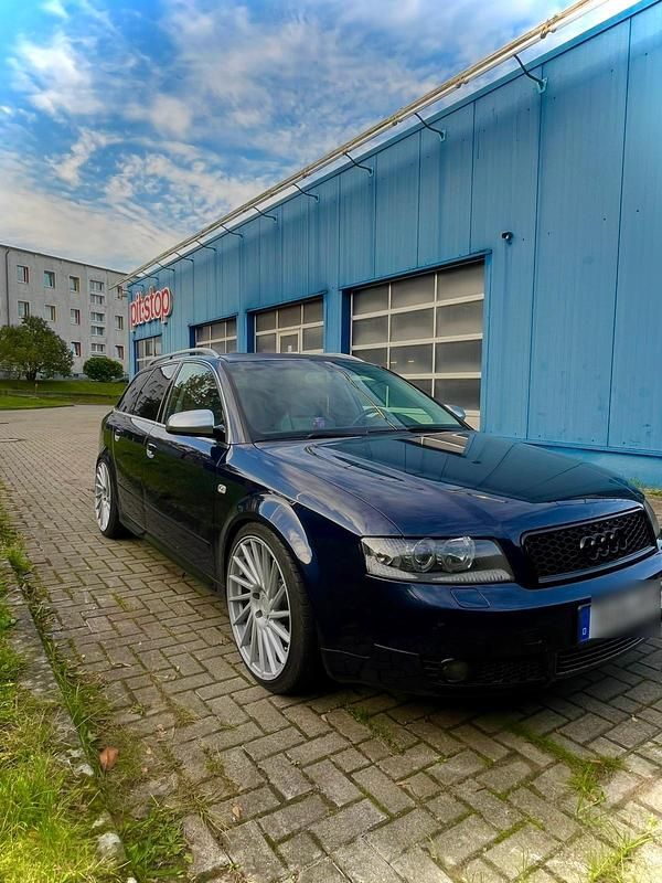 Gebraucht Audi A4 220 PS (161 kW) 2004 Blau Kombi