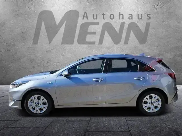 Gebraucht Kia Ceed Vision 160 PS (117 kW) 2025 Silber Kleinwagen