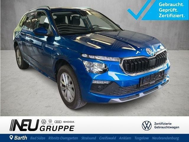 Raceblau (metallic) Gebraucht 2024 Skoda Kamiq Selection SUV | 21.989 € (Guter Preis) - Bild 1/4
