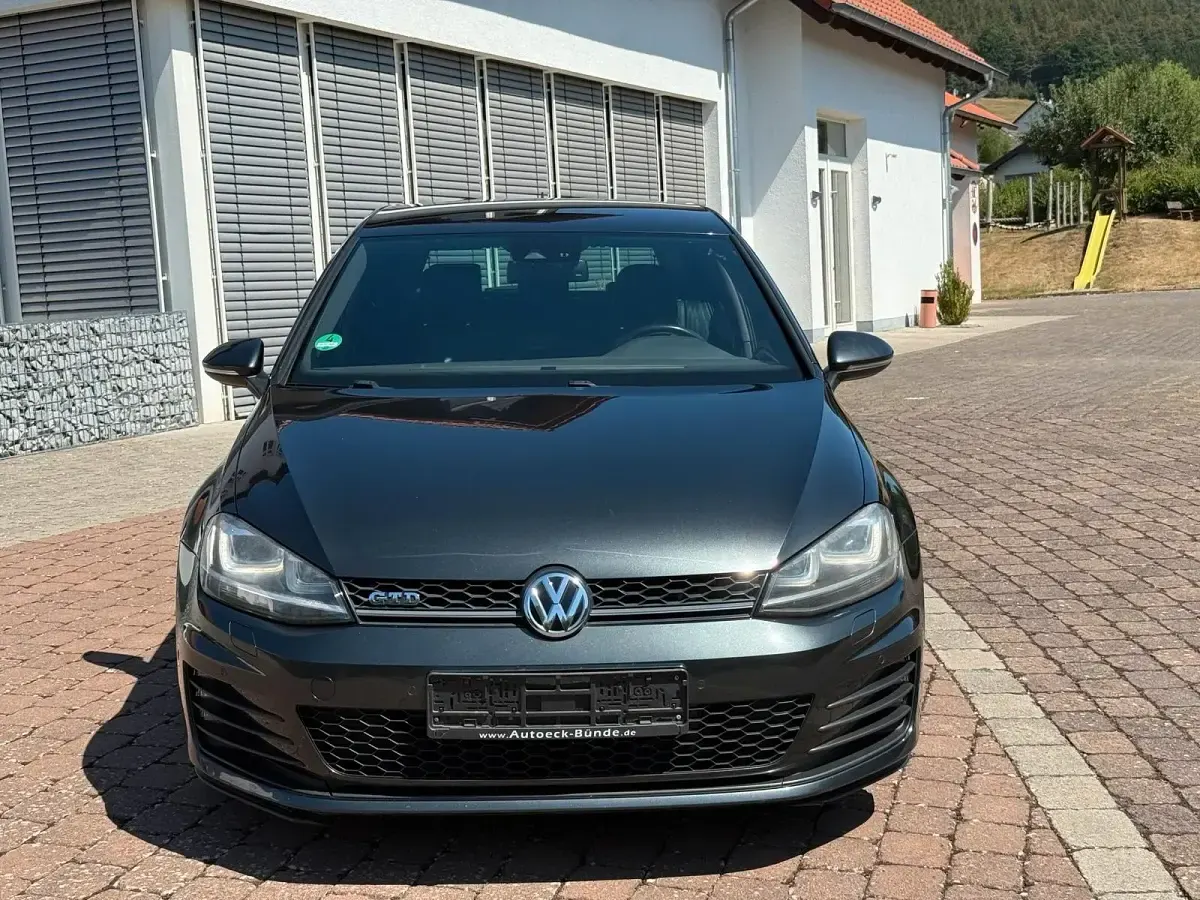 Gebraucht VW Golf VII Sound 184 PS (135 kW) 2014 Grau Kleinwagen