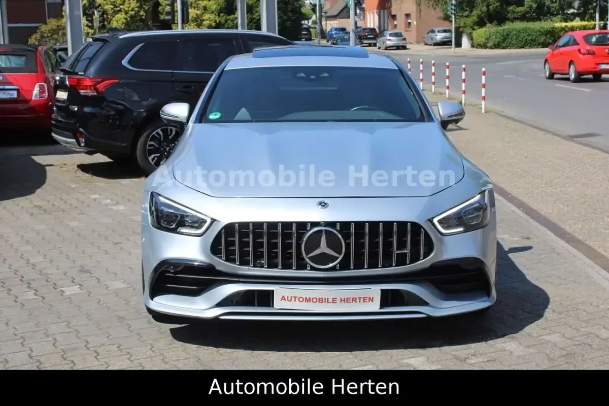 Gebraucht Mercedes AMG GT 43 AMG 367 PS (269 kW) 2021 Hightech silber Coupé
